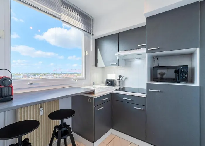 Lille Hellemmes - Nice Studio With Parking !